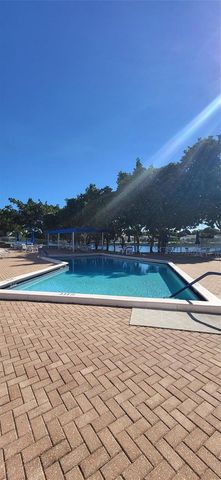 9070 Lime Bay Boulevard 309, Tamarac, FL 33321