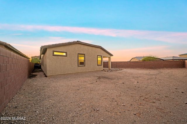 13033 E Cembeline Lane, Tucson, AZ 85747