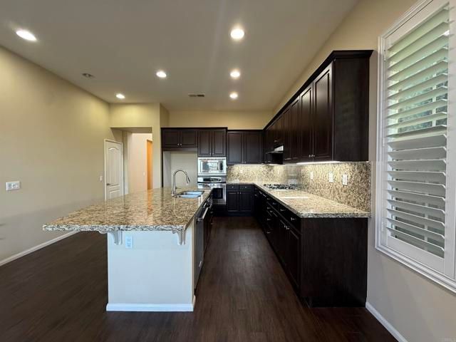 1273 Breakaway Drive, Oceanside, CA 92057