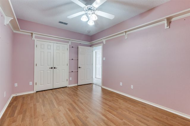 7133 Deer Hollow Drive, Fort Worth, TX 76132