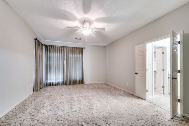 7133 Deer Hollow Drive, Fort Worth, TX 76132