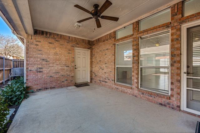 7133 Deer Hollow Drive, Fort Worth, TX 76132