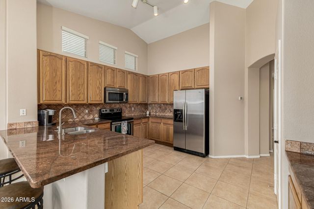 7041 W GREENBRIAR Drive, Glendale, AZ 85308