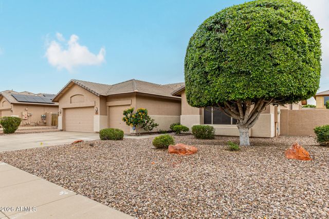 7041 W GREENBRIAR Drive, Glendale, AZ 85308