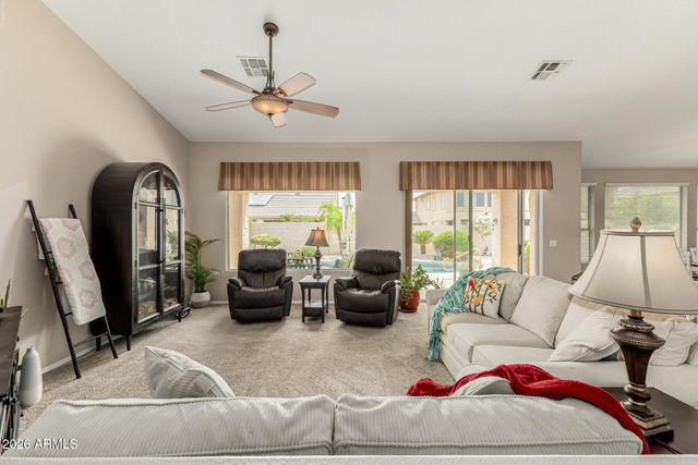 7041 W GREENBRIAR Drive, Glendale, AZ 85308