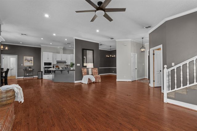 340 Hunters Hollow Drive, Bossier City, LA 71111