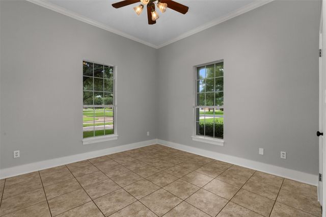 340 Hunters Hollow Drive, Bossier City, LA 71111