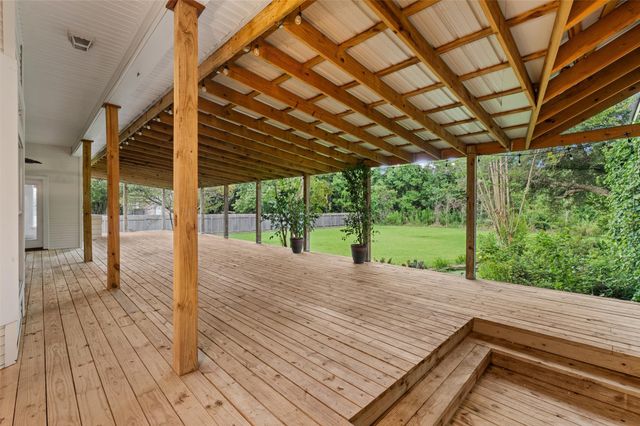 340 Hunters Hollow Drive, Bossier City, LA 71111
