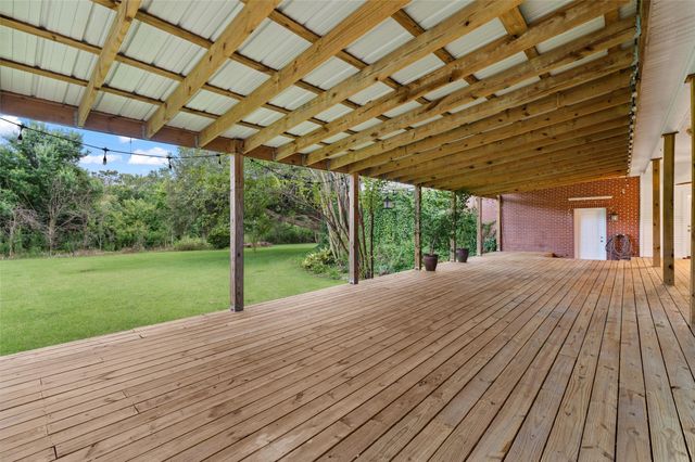 340 Hunters Hollow Drive, Bossier City, LA 71111