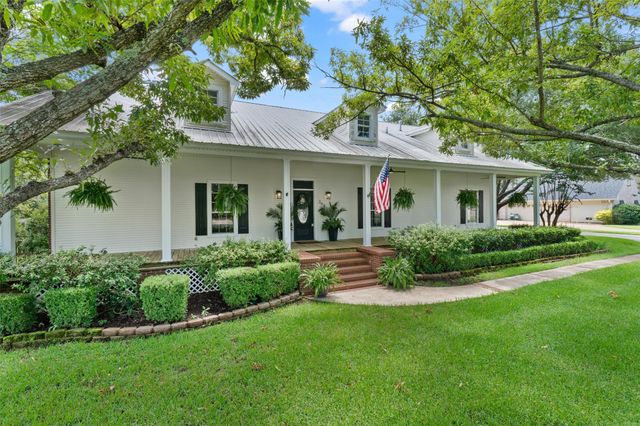 340 Hunters Hollow Drive, Bossier City, LA 71111