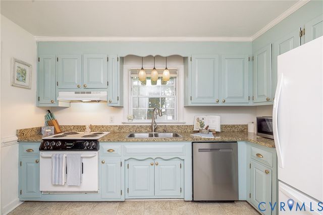 4407 Green Cedar Ln, Chesterfield, VA 23237