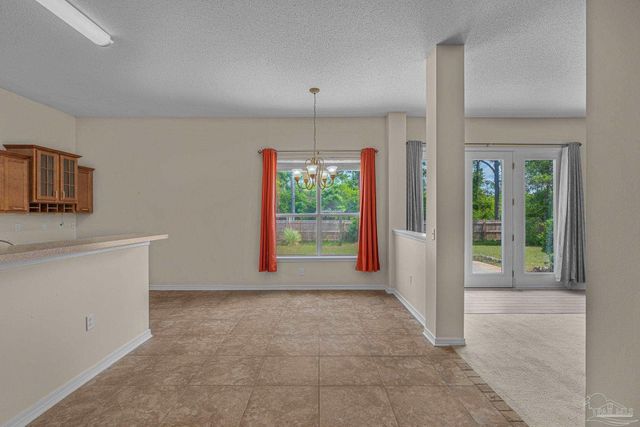 8138 Cosica Blvd, Navarre, FL 32566