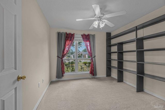 8138 Cosica Blvd, Navarre, FL 32566