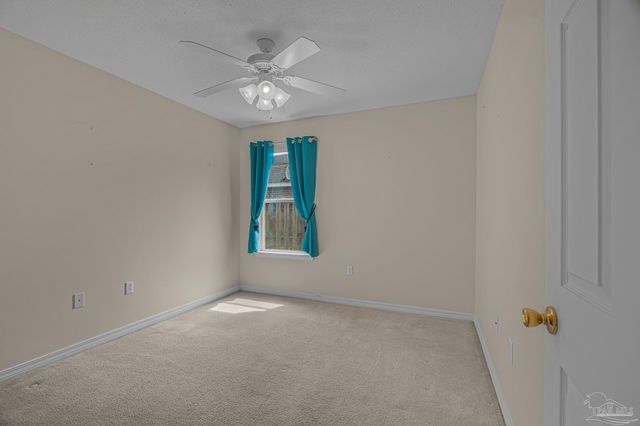 8138 Cosica Blvd, Navarre, FL 32566