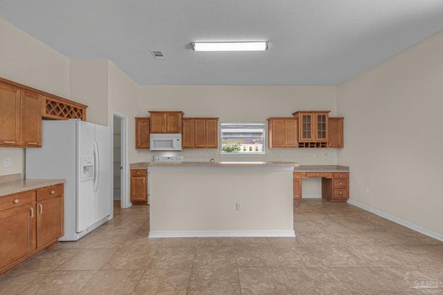 8138 Cosica Blvd, Navarre, FL 32566