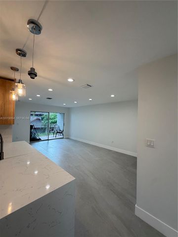 4708 NW 114th Ave 204-3, Doral, FL 33178