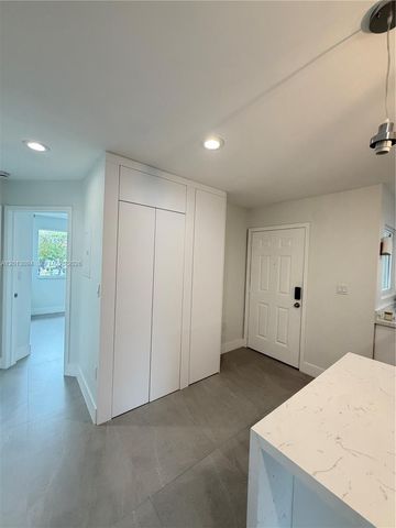 4708 NW 114th Ave 204-3, Doral, FL 33178