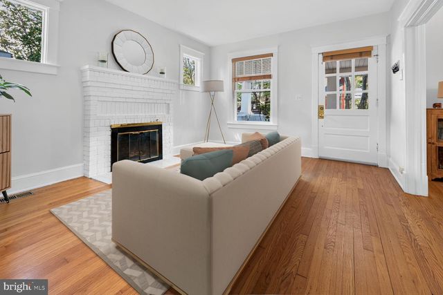 4423 P ST NW, Washington, DC 20007