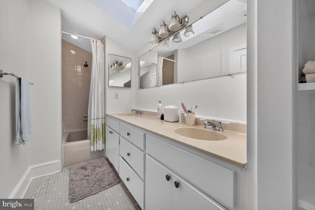 4423 P ST NW, Washington, DC 20007
