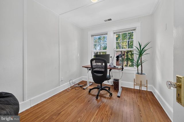 4423 P ST NW, Washington, DC 20007