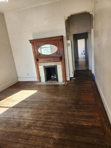 617 Fallon ST, Oakland, CA 94607