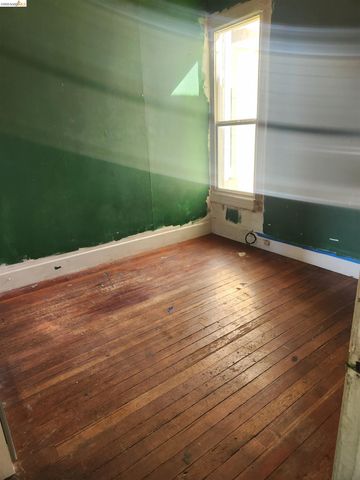 617 Fallon ST, Oakland, CA 94607