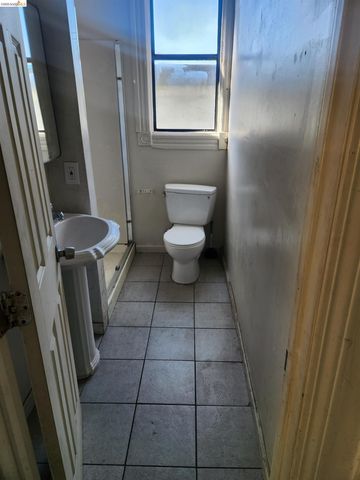 617 Fallon ST, Oakland, CA 94607