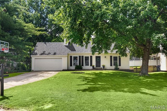 7 Primgarden Court, St Peters, MO 63376