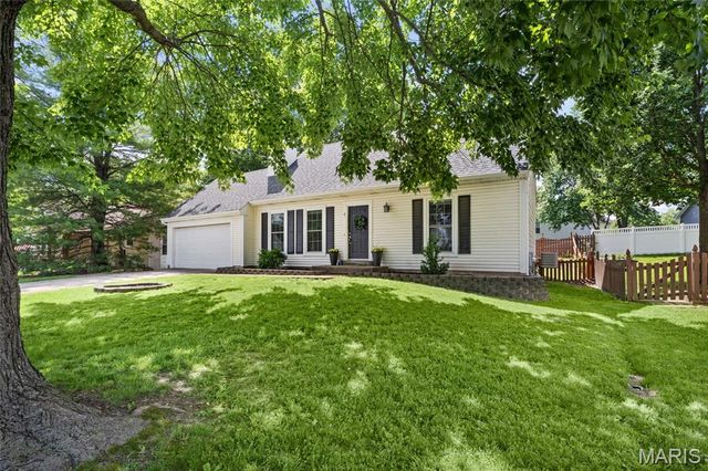 7 Primgarden Court, St Peters, MO 63376