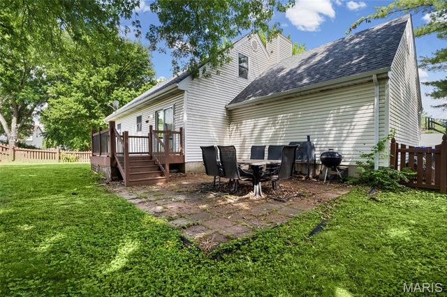 7 Primgarden Court, St Peters, MO 63376