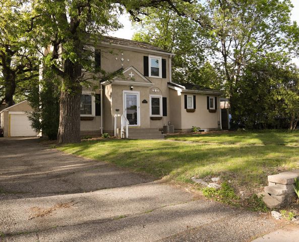 2312 W 54th Street, Minneapolis, MN 55410