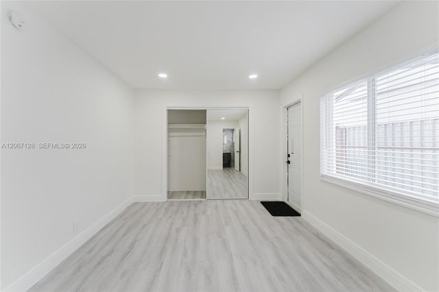 481 NE 51st Street, Oakland Park, FL 33334