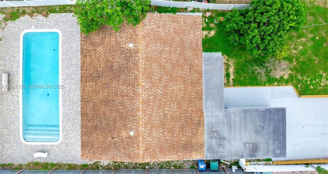 481 NE 51st Street, Oakland Park, FL 33334