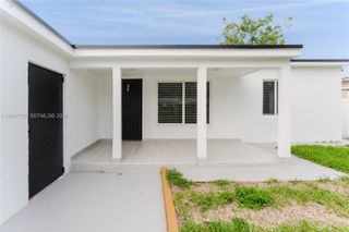 481 NE 51st Street, Oakland Park, FL 33334