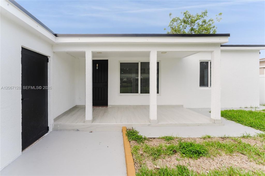 481 NE 51st Street, Oakland Park, FL 33334