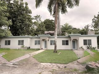 PR 860 MARTIN GONZALEZ, Carolina, PR 00986