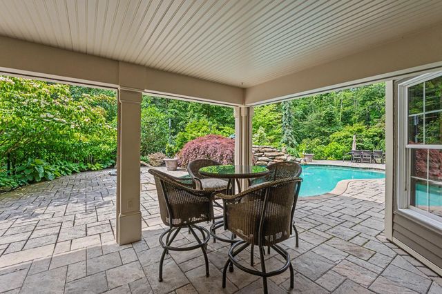 150 Brick Mill Road, Bedford, NH 03110