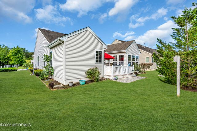 57 Hatteras Way, Barnegat, NJ 08005
