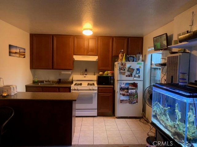 504 12th Street C, Huntington Beach, CA 92648