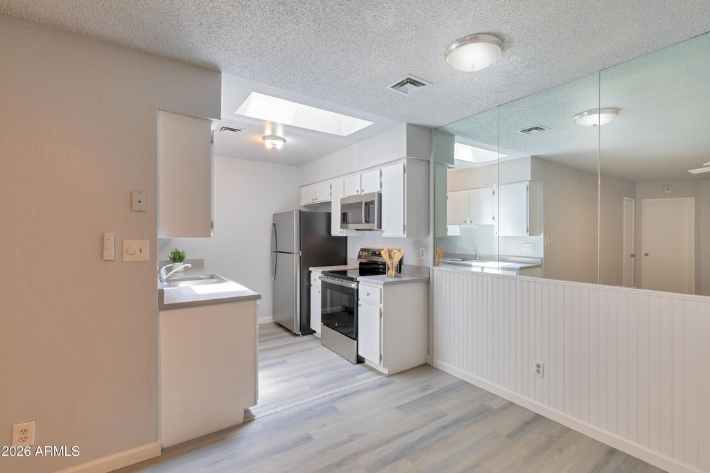9020 W HIGHLAND Avenue 115, Phoenix, AZ 85037 — photo 5