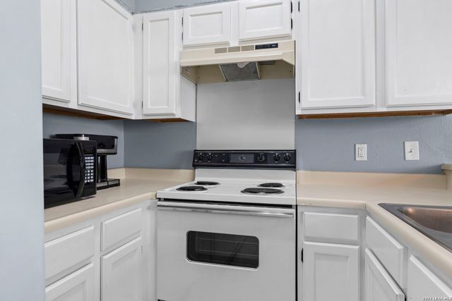 1805 Budding Blvd, San Antonio, TX 78247