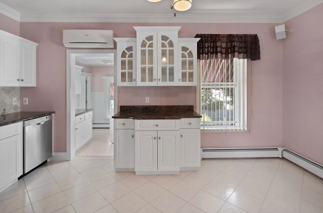 23-25 Church St 25, Malden, MA 02148