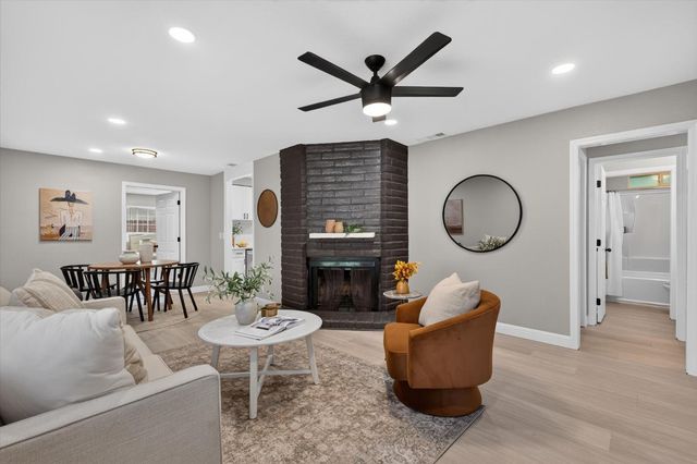 4323 Oconner Way, Sacramento, CA 95838