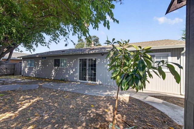 4323 Oconner Way, Sacramento, CA 95838