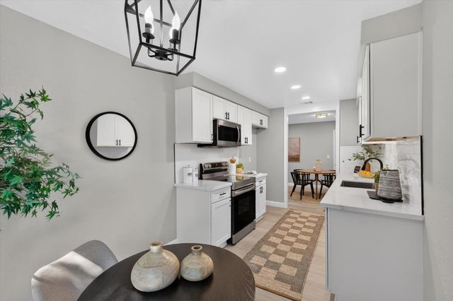 4323 Oconner Way, Sacramento, CA 95838