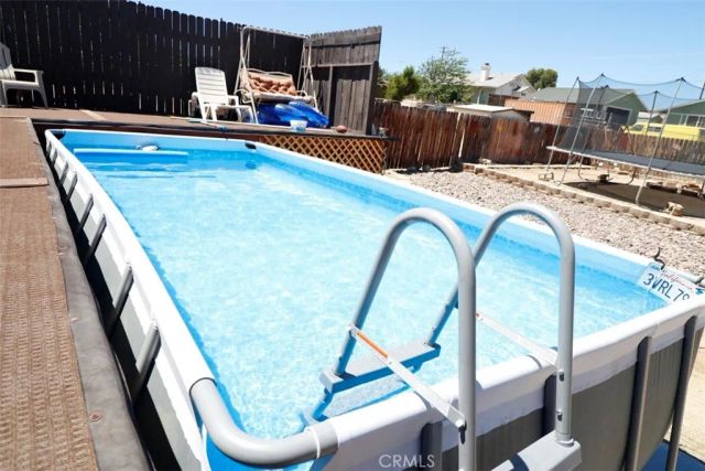 17831 Pitache Street, Hesperia, CA 92345