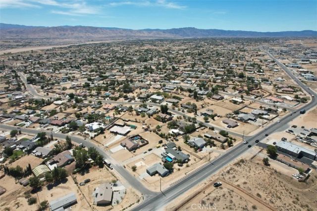 17831 Pitache Street, Hesperia, CA 92345