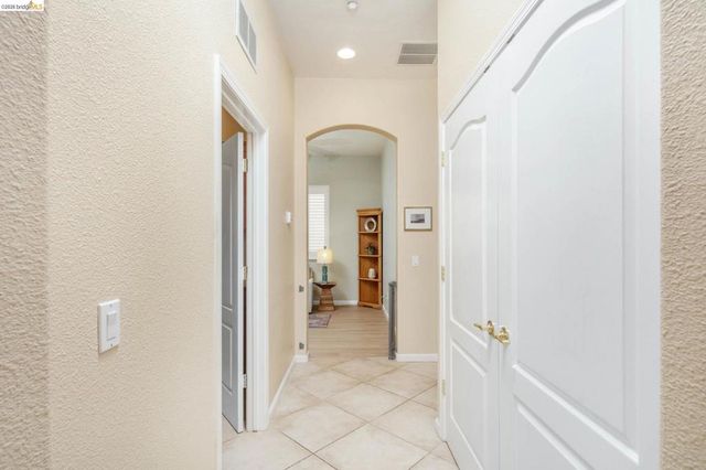 485 Coronation Dr, Brentwood, CA 94513