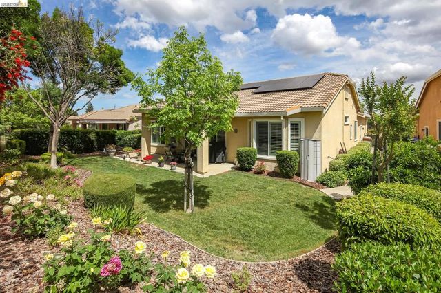 485 Coronation Dr, Brentwood, CA 94513