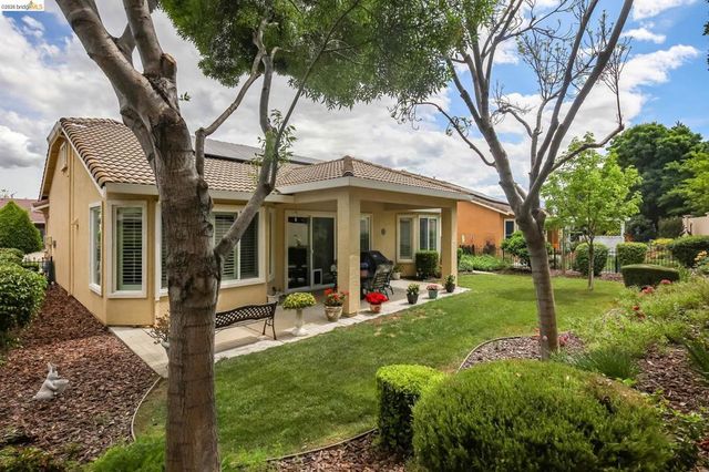 485 Coronation Dr, Brentwood, CA 94513